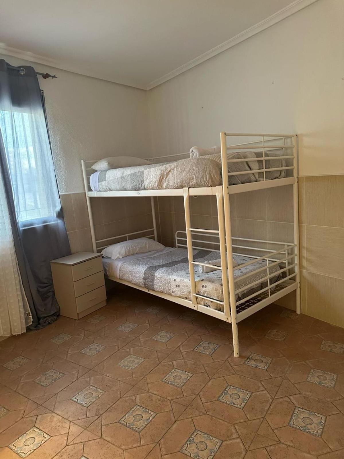 Casa 12 Pax Metro Valencia Hébergement de vacances Alboraia
